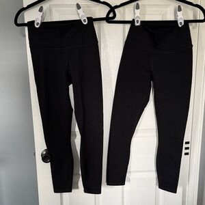 Fabletics Classic Black Leggings powerhold 7/8 2 pairs in set
